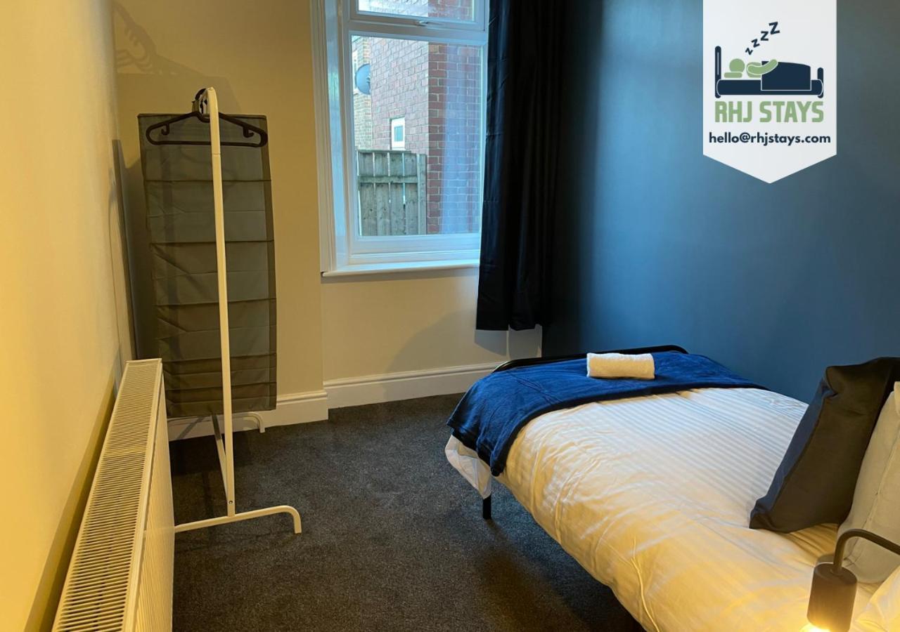 Howe - Newly Refurbished 2 Bedroom Flat Free Parking Gateshead Exterior photo